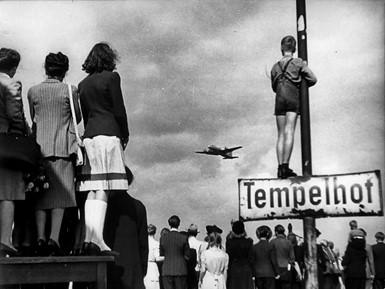 Tempelhof Museum-75 Jahre nach der Berlin-Blockade